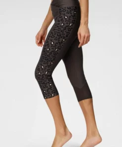 Bench. Caprileggings mit Leodruck und Mesh-Einsatz Black, White-leo 21 Bench. Caprileggings mit Leodruck und Mesh-Einsatz Black, White-leo -Günstiges Bench Geschäft 0cef3e24 9e71 5858 9b81 b2de2537dd39