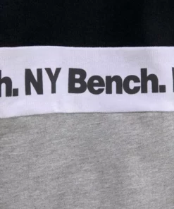 Bench. Kapuzensweatshirt mit fortlaufendem Logodruck 14 Bench. Kapuzensweatshirt mit fortlaufendem Logodruck -Günstiges Bench Geschäft 0eb4520b 48f5 5fb9 9f68 95764c74f2f9