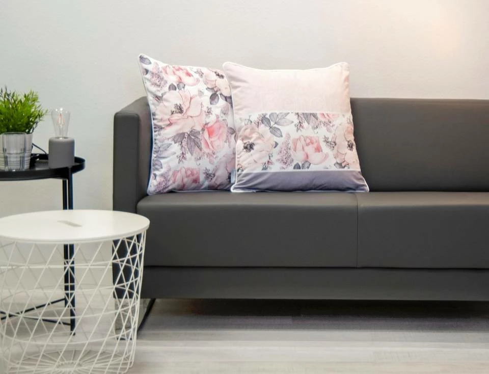 Bench. Dekokissen »Bench«, Kissenhülle mit Wendemotiv und Rundum-Paspel 7 Bench. Dekokissen »Bench«, Kissenhülle mit Wendemotiv und Rundum-Paspel – Bild 6