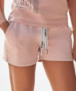 Bench. Relaxshorts mit dezentem Logoprint Grau, Altrosa, Schwarz