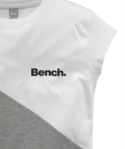 Bench. Jerseykleid mit kontrastfarbenen Einsätzen 12 Bench. Jerseykleid mit kontrastfarbenen Einsätzen -Günstiges Bench Geschäft 12e223be 4a60 50c2 8e9f d0e364bea420