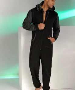 Bench. Jumpsuit mit Kapuze -Günstiges Bench Geschäft 16683292