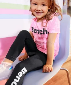 Bench. T-Shirt mit schönem Batikmuster -Günstiges Bench Geschäft 168ffc1c b338 5ed8 bff1 bbc5a4753002