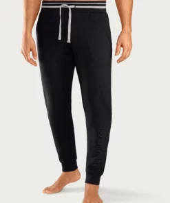 Bench. Relaxhose mit Logodruck auf dem Bein Khaki, Grau, Schwarz, Navy -Günstiges Bench Geschäft 16f53f97 abb4 5b7b 8611 5f08e601eee3