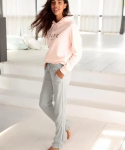 Bench. Homewearhose mit Metallic-Streifen Dunkelblau, Hellgrau, Weinrot, Schwarz 25 Bench. Homewearhose mit Metallic-Streifen Dunkelblau, Hellgrau, Weinrot, Schwarz -Günstiges Bench Geschäft 17cf0db9 0461 5d94 bb9c 65ddd0d9838a