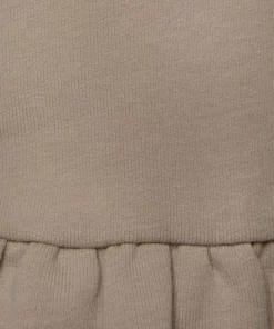 Bench. Kapuzensweatshirt mit Rüschensaum -Günstiges Bench Geschäft 17fa88cf 1240 50df 869a 1d70e1075b57