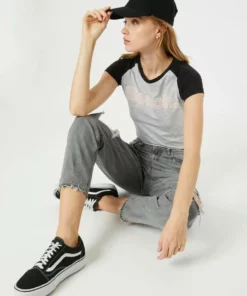 Bench. T-Shirt »TRINA« (1-tlg) -Günstiges Bench Geschäft 1929128a 5e1f 568b 8165 878112498f89