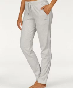 Bench. Homewearhose mit Metallic-Streifen Dunkelblau, Hellgrau, Weinrot, Schwarz 21 Bench. Homewearhose mit Metallic-Streifen Dunkelblau, Hellgrau, Weinrot, Schwarz -Günstiges Bench Geschäft 20058120