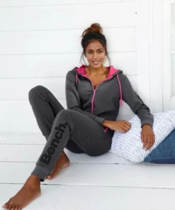 Bench. Jumpsuit mit kontrastfarbenen Details Anthrazit-meliert, Anthrazit-meliert-mint 15 Bench. Jumpsuit mit kontrastfarbenen Details Anthrazit-meliert, Anthrazit-meliert-mint -Günstiges Bench Geschäft 21128207