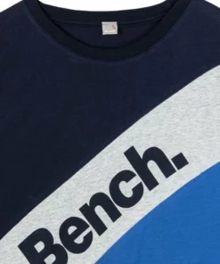 Bench. Pyjama mit aufwendig bedrucktem Oberteil -Günstiges Bench Geschäft 2521aa34 8301 573c a3e3 5d27fd957fc6