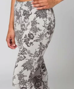 Bench. Leggings mit samtigem Blumendruck 18 Bench. Leggings mit samtigem Blumendruck -Günstiges Bench Geschäft 28561215