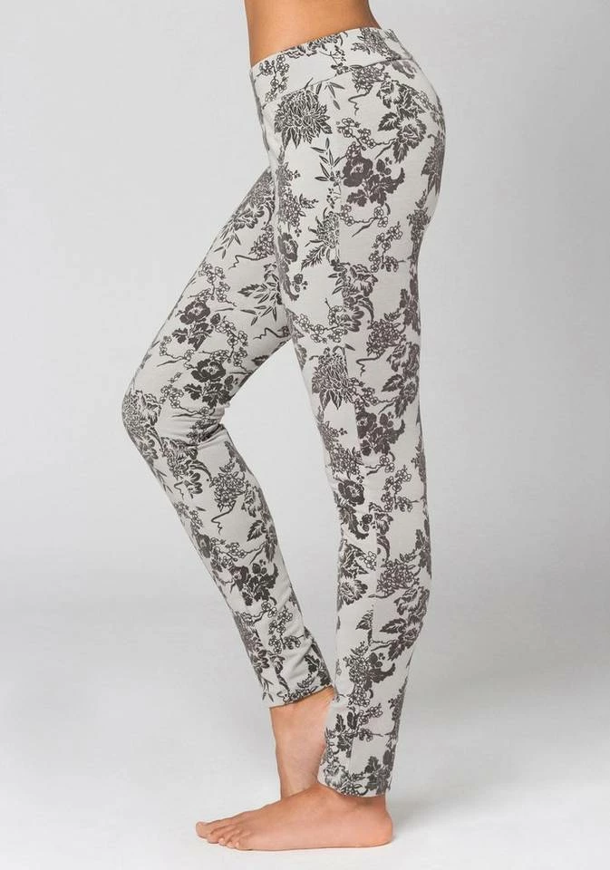 Bench. Leggings mit samtigem Blumendruck 10 Bench. Leggings mit samtigem Blumendruck – Bild 8