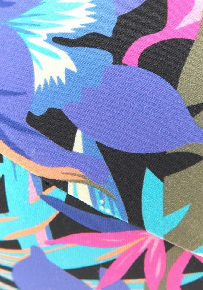 Bench. Push-Up-Bikini-Top »Pitch«, mit farbenfrohem Druck 9 Bench. Push-Up-Bikini-Top »Pitch«, mit farbenfrohem Druck – Bild 7