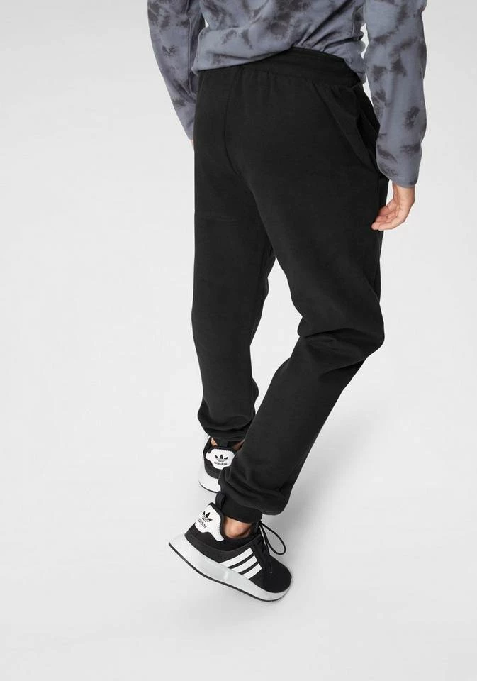 Bench. Sweathose mit großem Logo-Druck und Nahttaschen 5 Bench. Sweathose mit großem Logo-Druck und Nahttaschen – Bild 3