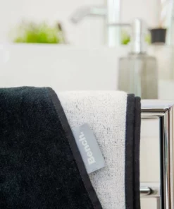 Bench. Strandtuch »Bench« (1-St), mit dekorativem "Bench" Schriftzug 9 Bench. Strandtuch »Bench« (1-St), mit dekorativem "Bench" Schriftzug -Günstiges Bench Geschäft 2d40cd46 505d 5a1f b901 085e713fa6c1