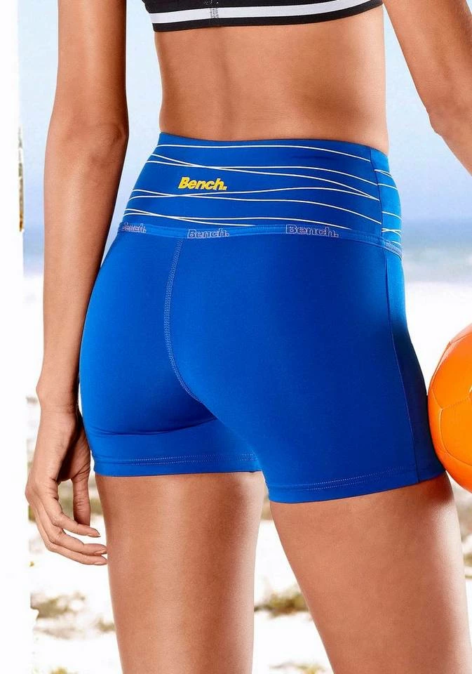 Bench. Funktionsshorts mit reflektierenden Details und Logo-Tape Schwarz, Hellorange-orange, Königsblau-blau 3 Bench. Funktionsshorts mit reflektierenden Details und Logo-Tape Schwarz, Hellorange-orange, Königsblau-blau