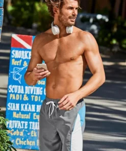 Bench. Badeshorts, mit farbigen Einsätzen Marine, Grau 10 Bench. Badeshorts, mit farbigen Einsätzen Marine, Grau -Günstiges Bench Geschäft 31885265