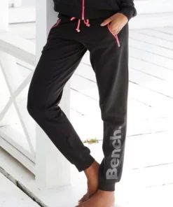 Bench. Relaxhose mit kontrastfarbenen Details Blau-meliert, Schwarz, Grau-meliert 20 Bench. Relaxhose mit kontrastfarbenen Details Blau-meliert, Schwarz, Grau-meliert -Günstiges Bench Geschäft 32943302