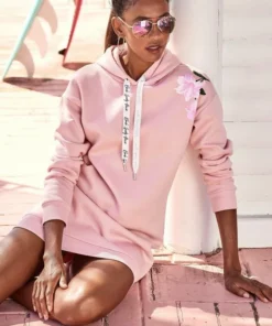 Bench. Sweatkleid mit Blumenprint auf der Schulter Schwarz, Weiß, Rauchrosa -Günstiges Bench Geschäft 331b28a6 a6a9 5755 8d9a 5e4db6304fa3