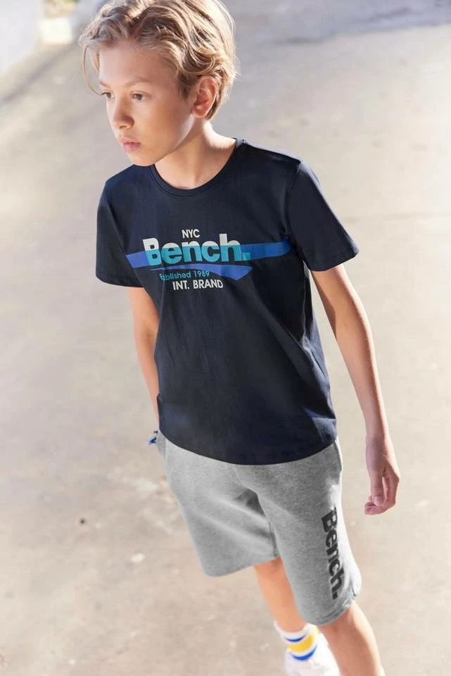 Bench. T-Shirt 6 Bench. T-Shirt – Bild 4