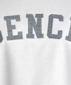 Bench. Sweatshirt in Cropped-Form mit Logostickerei -Günstiges Bench Geschäft 34377854