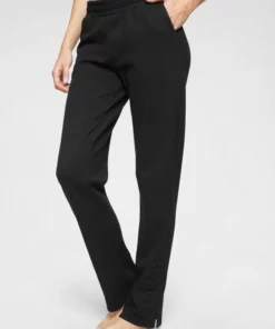 Bench. Relaxhose aus Piqué mit 3D-Logoschriftzug Black, Ecru, Old rose 16 Bench. Relaxhose aus Piqué mit 3D-Logoschriftzug Black, Ecru, Old rose -Günstiges Bench Geschäft 34422920