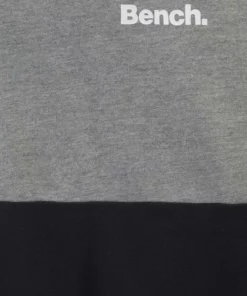 Bench. Kapuzensweatshirt in sehr weiter Form 10 Bench. Kapuzensweatshirt in sehr weiter Form -Günstiges Bench Geschäft 35474122