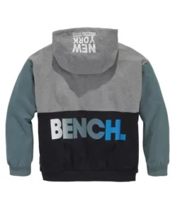 Bench. Kapuzensweatshirt in sehr weiter Form 9 Bench. Kapuzensweatshirt in sehr weiter Form -Günstiges Bench Geschäft 35474567