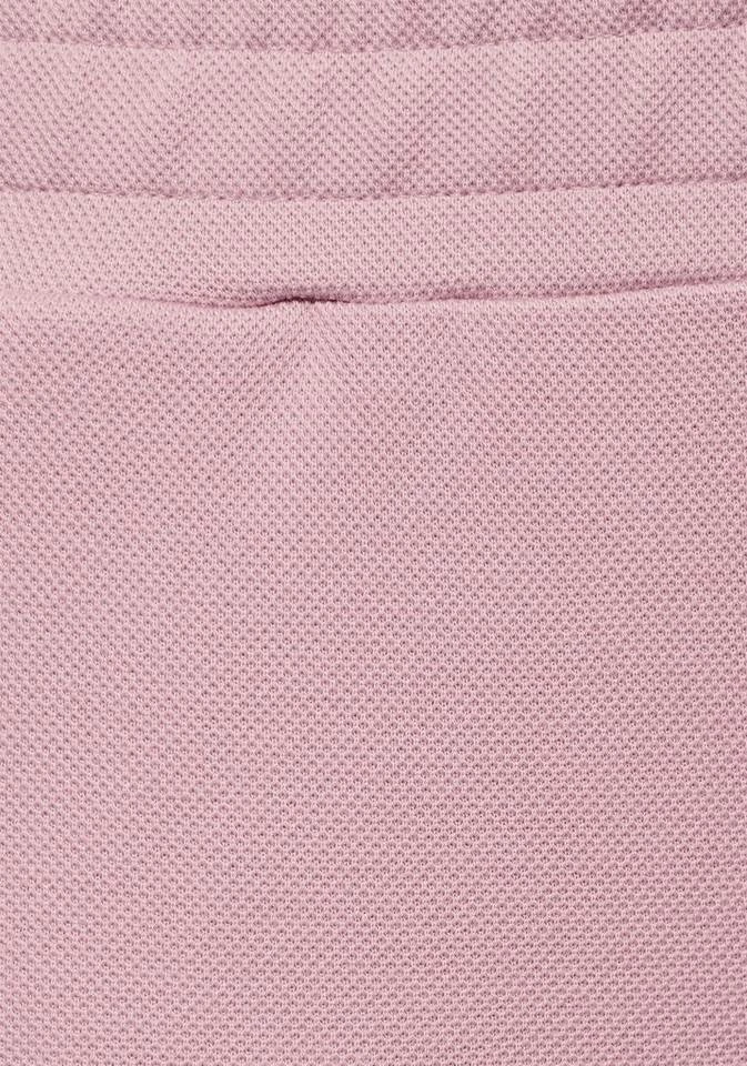 Bench. Relaxhose aus Piqué mit 3D-Logoschriftzug Black, Ecru, Old rose 7 Bench. Relaxhose aus Piqué mit 3D-Logoschriftzug Black, Ecru, Old rose – Bild 5