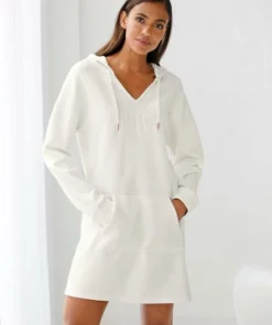 Bench. Sweatkleid aus Piqué mit 3D-Logoschriftzug Black, Ecru, Old rose -Günstiges Bench Geschäft 36142753