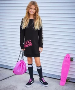 Bench. Sweatkleid in lockerer Passform -Günstiges Bench Geschäft 36484276