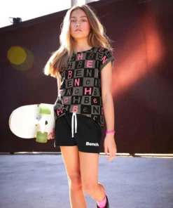 Bench. T-Shirt in legerer Passform -Günstiges Bench Geschäft 36526073