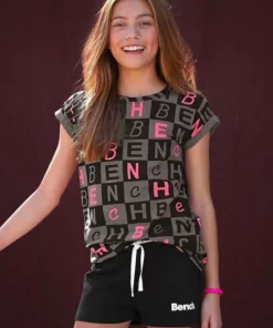 Bench. T-Shirt in legerer Passform -Günstiges Bench Geschäft 36849148