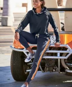 Bench. Kapuzensweatshirt mit Blumenprint und Logotapes Mandarine, Dunkelblau, Creme -Günstiges Bench Geschäft 430c10b1 08ad 5d07 a0ba ec54ac4ca39d