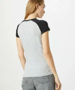 Bench. T-Shirt »TRINA« (1-tlg) -Günstiges Bench Geschäft 4357453d 7ff2 5360 a29d bfe67d6201b1