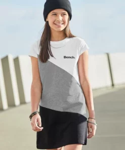 Bench. Jerseykleid mit kontrastfarbenen Einsätzen 15 Bench. Jerseykleid mit kontrastfarbenen Einsätzen -Günstiges Bench Geschäft 4a9ad7cf d22f 5aaf 93cd 36810caa4710