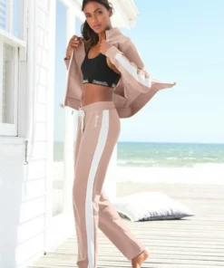 Bench. Sweathose mit Seitenstreifen und geradem Bein Nude-weiß, Schwarz-weiß, Stone-weiß -Günstiges Bench Geschäft 4b7f1302 a7f1 566a a992 5609d4cdb36a