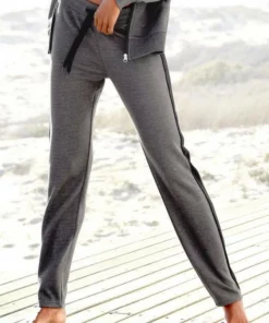 Bench. Sweathose mit Seitenstreifen und geradem Bein Mint-schwarz, Rosa-schwarz, Schwarz, Anthrazit-meliert-schwarz -Günstiges Bench Geschäft 4bc3632e 2e37 55d4 b132 f513cceb3f21