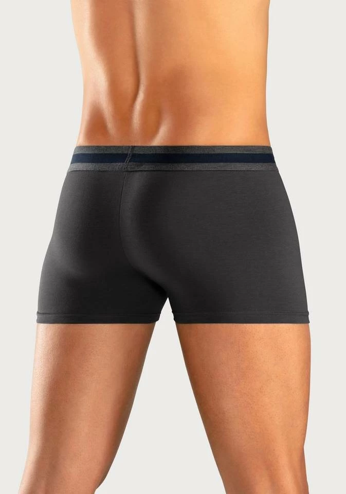 Bench. Boxer (4 Stück) mit Overlock-Nähten vorn Schwarz-anthrazit-meliert, Rot | grau-meliert | navy | schwarz, Blau | bordeaux | anthrazit | petrol, Navy-blau | navy-grau-meliert | navy-rot | navy-weiß 12 Bench. Boxer (4 Stück) mit Overlock-Nähten vorn Schwarz-anthrazit-meliert, Rot | grau-meliert | navy | schwarz, Blau | bordeaux | anthrazit | petrol, Navy-blau | navy-grau-meliert | navy-rot | navy-weiß – Bild 10