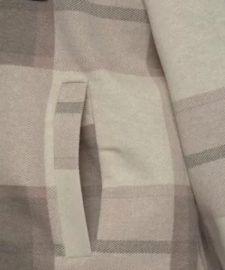 Bench. Hemdjacke im Karodesign -Günstiges Bench Geschäft 5dcd3ffe 0a52 562b a48a 6d6fe229e69c