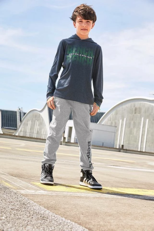 Bench. Kapuzenshirt 6 Bench. Kapuzenshirt – Bild 4