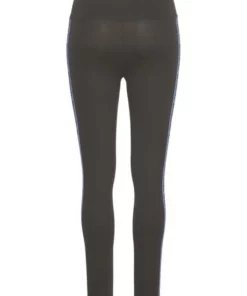 Bench. Leggings mit seitlichem Logotape 12 Bench. Leggings mit seitlichem Logotape -Günstiges Bench Geschäft 61414a8d cb5e 55a5 8fe5 72625ee5706a