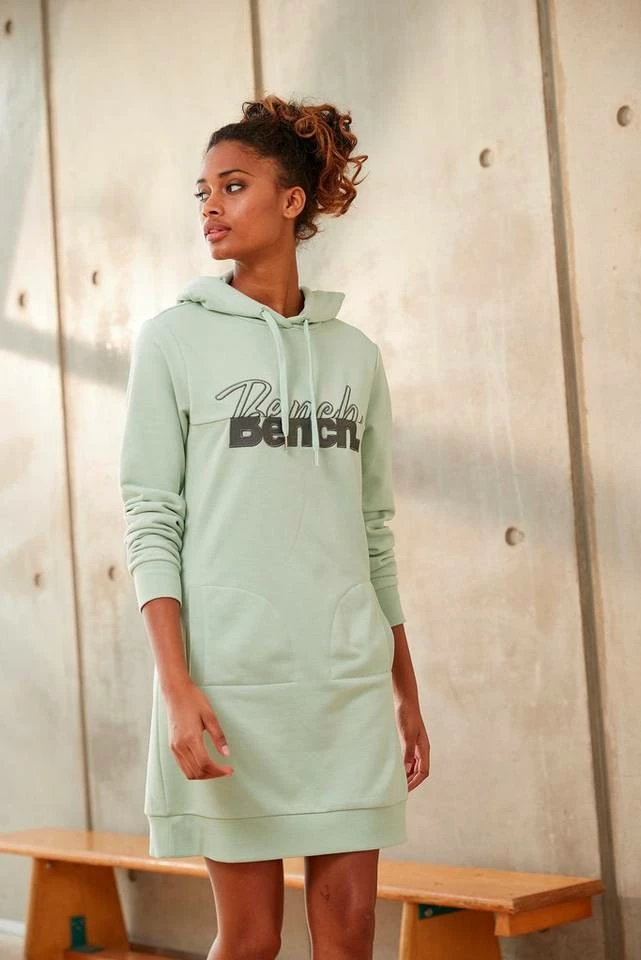 Bench. Sweatkleid mit aufwendiger Logostickerei Anthrazit-melange, Mint-melange, Schwarz 3 Bench. Sweatkleid mit aufwendiger Logostickerei Anthrazit-melange, Mint-melange, Schwarz