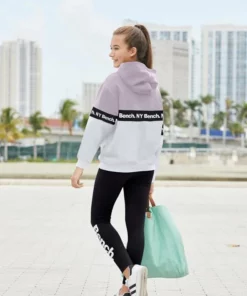 Bench. Kapuzensweatshirt bequeme Weite -Günstiges Bench Geschäft 66ebd832 4baf 5ebe 929c 2b31adc21ce7