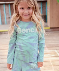 Bench. Langarmshirt mit schönem Batikmuster 11 Bench. Langarmshirt mit schönem Batikmuster -Günstiges Bench Geschäft 675e4bb2 189d 5493 8c6d 05049295ef34