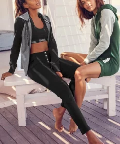 Bench. Kapuzensweatjacke mit farblich abgesetzten Ärmeln Dunkelgrün-hellgrau, Schwarz-dunkelgrau, Rosa-weiß 20 Bench. Kapuzensweatjacke mit farblich abgesetzten Ärmeln Dunkelgrün-hellgrau, Schwarz-dunkelgrau, Rosa-weiß -Günstiges Bench Geschäft 68059a10 0269 5e54 92a0 b41009a73c69