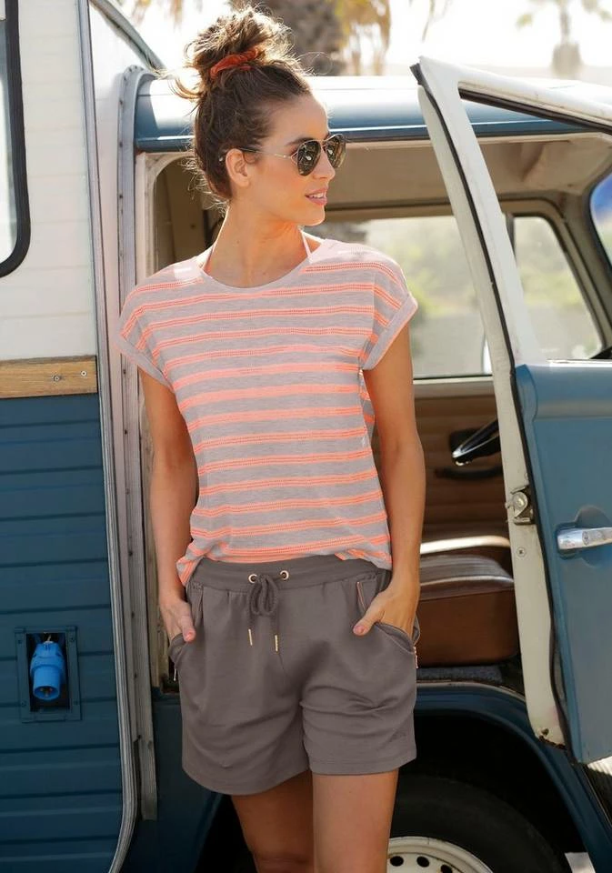 Bench. Kurzarmshirt mit transparenten Neon-Einsätzen 7 Bench. Kurzarmshirt mit transparenten Neon-Einsätzen – Bild 5