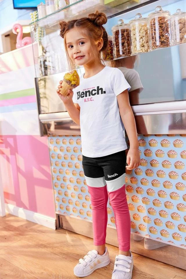 Bench. T-Shirt 6 Bench. T-Shirt – Bild 4