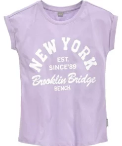 Bench. T-Shirt mit schönem Druck 8 Bench. T-Shirt mit schönem Druck -Günstiges Bench Geschäft 7a238965 ba63 55d4 9d71 16c0788e1a50