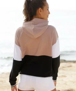 Bench. Kapuzensweatshirt in Color-Block-Optik 11 Bench. Kapuzensweatshirt in Color-Block-Optik -Günstiges Bench Geschäft 7b1616f4 bb08 560d 9080 2eaa693224c9